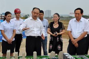 河南省委常委、洛陽市委書記陳雪楓調(diào)研炎黃科技園